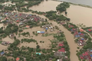 இலங்கையில் இயற்கை பேரிடரால் இரண்டு லட்சம் பேர் பாதிப்பு