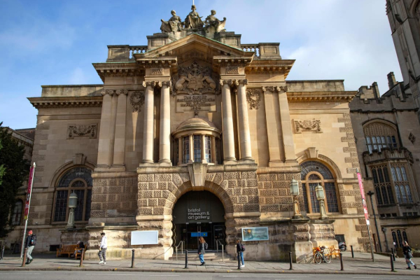 பிரித்தானிய அருங்காட்சியகம் ஒன்றில் கொள்ளை: இந்திய கலைப்பொருட்களும் மாயம் | Indian Artefacts 600 Items Stolen From Uk Museum