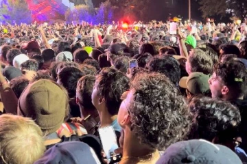 அமெரிக்காவில் இடம்பெற்ற இசைக் கச்சேரியால் உயிரிழந்த 8 பேர்