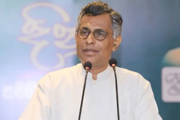 நாடாளுமன்ற கௌரவத்தை பாதுகாக்க சபாநாயகர் பொறுப்புடன் செயலாற்ற வேண்டும் : சம்பிக்க ரணவக்க