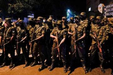 அலரி மாளிகையை தாக்க வந்த மர்ம நபர்கள் - ட்ரோன் கமராவில் சிக்கிய காட்சிகள்