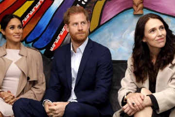 இளவரசர் ஹரி மற்றும் மேர்கனை கடுமையாக விமர்சித்த டயனாவின் உதவியாளர்!