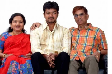 தாய், தந்தை மீது நீதிமன்றத்தில் நடிகர் விஜய் வழக்கு தொடர்ந்ததால் பரபரப்பு!
