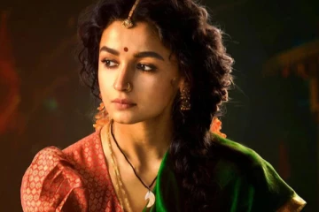 வெறும் 10 நிமிடம்.. அதற்கு இத்தனை கோடி வாங்கினாரா ஆலியா?