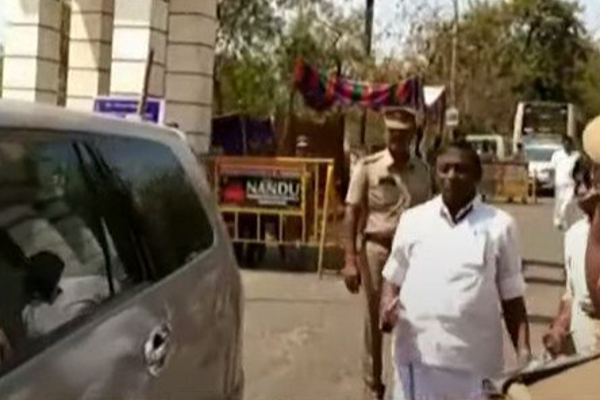 பணநாயகம் வென்றது - கோபமாக வெளியேறிய அதிமுக வேட்பாளர் தென்னரசு | Erode By Election Thennarasu Aiadmk