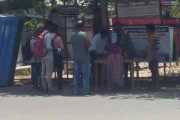 பட்டினிச் சாவில் இருந்து மக்களை காப்பீர்: மாபெரும் கையெழுத்து போராட்டம்