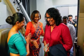 பிரதமர் ஹரிணி அமரசூரிய பிரித்தானியாவுக்கு திடீர் பயணம்….