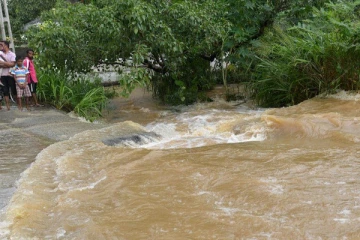 14 வயது பாடசாலை மாணவனுக்கு எமனான மழைவெள்ளம்