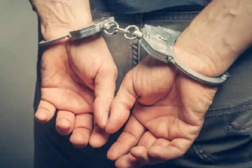 தேடப்பட்டு வந்த பெரமுனவின் முன்னாள் உறுப்பினர் கைது