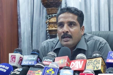 வெட்கம் இல்லையா மணிவண்ணனுக்கு..! யாழ் முதல்வர் கடும் தாக்கு