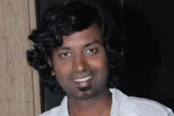 மருத்துவமனையில் தாய்! பிரபல நடிகர் கண்ணீருடன் வெளியிட்ட பதிவு