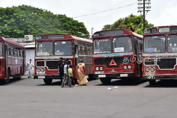 இ.போ.ச. பேருந்து சேவை சீரின்மை: மன்னார் சாலை அதிகாரிகளின் அசமந்த போக்கு- பொதுமக்கள் விசனம் | Sri Lanka Transport Peoples School Students Bus