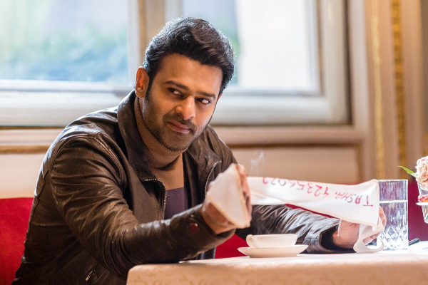 வலிமையை ஓவர்டேக் செய்து ராதே ஷ்யாம் 3 நாளில் வசூல் சாதனை..  இத்தனை கோடியா? | Radhe Shyam Gets 151 Cr In 3 Days Box Office