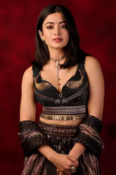 தமிழ் சினிமாவின் டாப் 5 பணக்கார நடிகைகள்.. முதலிடத்தில் எந்த நடிகை இருக்கிறார் தெரியுமா? | Top 5 Tamil Actress Net Worth 2025