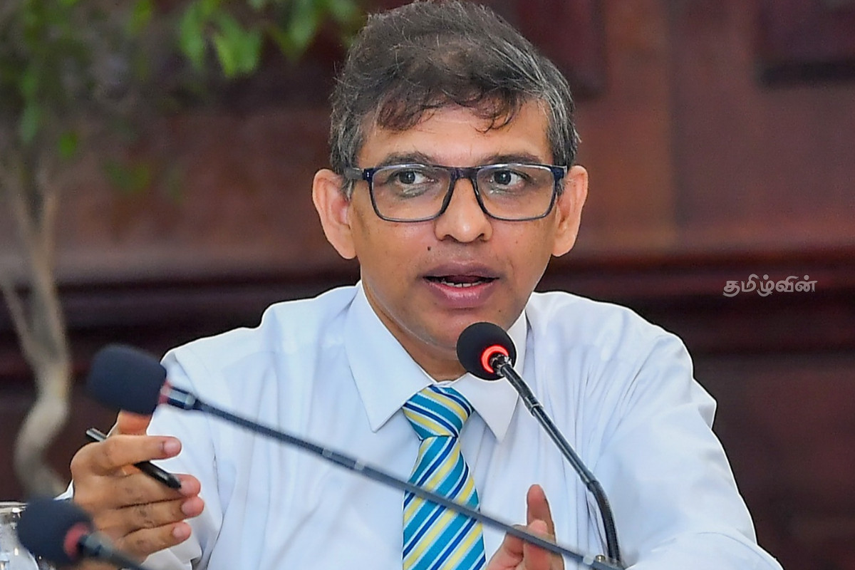 தொடர் சீரற்ற காலநிலை: சவாலை எதிர்கொள்வது தொடர்பில் உயர் மட்ட கலந்துரையாடல் | Discussion At The Presidential Secretariat