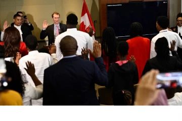 குடியேறிகள் குறித்த கனடிய அரசாங்கத்தின் தீர்மானம்