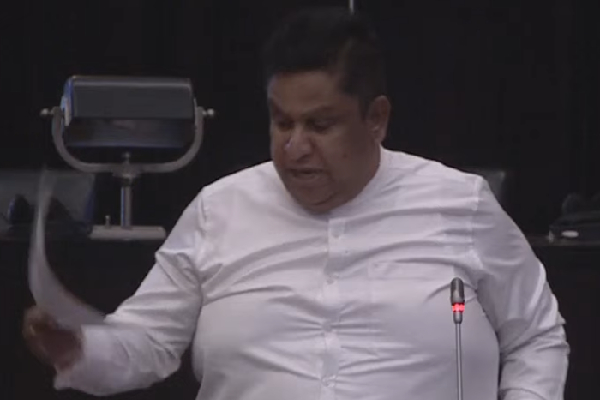 உயர்தர பரீட்சை பொருளியல் வினாத்தாள் தொடர்பில் சர்ச்சையை கிளப்பிய எம்.பி | Gce Level Economics Question Paper Chamara Sampath