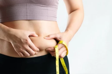 இடுப்பில் உள்ள கொழுப்பை குறைக்க வேண்டுமா? இந்த உடற்பயிற்சியை மறக்காமல் செய்து வாங்க போதும்