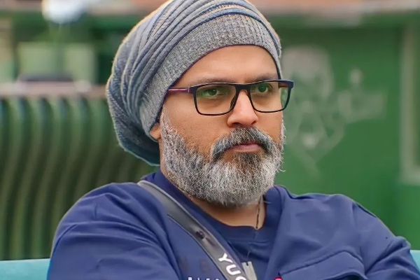 ரெட் கார்டால் சந்தோசப்பட்ட பிரதீப்பின் Girlfriend! உண்மையை போட்டுடைத்த பிரபலம் | Bigg Boss Pradeep Girl Friend Happy On Elimination