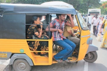 ஷேர் ஆட்டோ'ல போறீங்களா..? மக்களே உஷார் - நூதனமாக திருடும் அம்மா - மகன்கள்