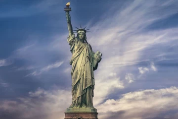 Statue of Liberty உள்ளே என்னதான் இருக்கிறது?