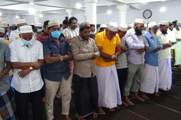 நாடளாவிய ரீதியில் பல பகுதிகளிலும் இடம்பெற்ற இப்தார் விசேட தொழுகை நிகழ்வுகள் (Video) | Iftar Special Prayer Events Held Many Parts Island