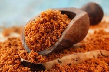 நாட்டுச் சர்க்கரையில் இவ்வளவு நன்மை இருக்கா?   இனி வெள்ளை சர்க்கரையை தூக்கிப் போடுங்க!