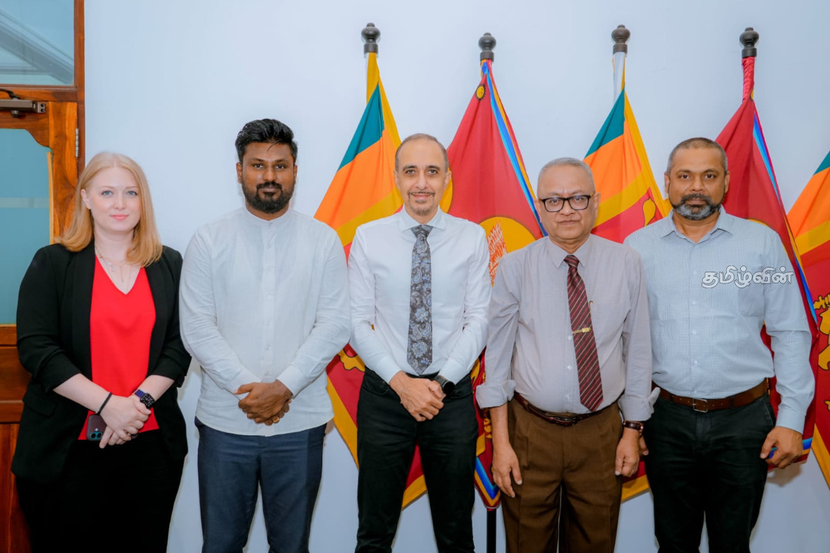 உலக வங்கி பிரதிநிதிகளுடன் கிழக்கு மாகாண ஆளுநர் கலந்துரையாடல் | Eastern Governor World Bank Representatives