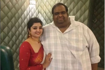 செம ரொமான்டிக் புகைப்படங்களை வெளியிட்ட ரவீந்தர்-மகாலட்சுமி- செம வைரல்