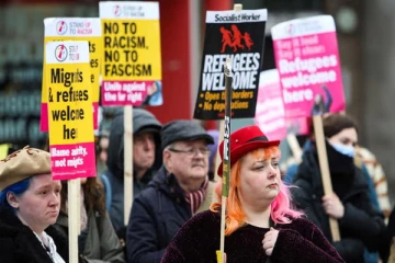 புலம்பெயர்தலுக்கெதிராக வரிந்து கட்டும் அரசியல்வாதிகள்: ஆனால், பிரித்தானிய மக்கள் கருத்து என்ன?