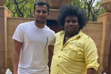 நண்பர் யோகிபாபுவை சந்தித்த கிரிக்கெட் வீரர் நடராஜன்: முருகர் சிலையை பரிசளித்த யோகிபாபு!