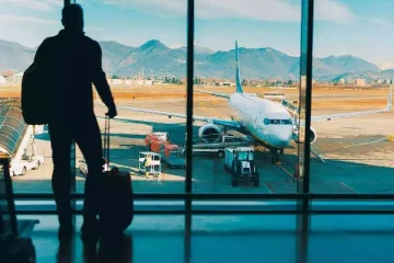 பயணப்பட வேண்டாம்... 68 நாடுகளை பட்டியலிட்ட பிரித்தானிய வெளிவிவகார அலுவலகம்