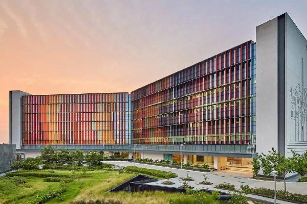 ரூ 21 லட்சம் சம்பளம்... மாணவர்களுக்கு வாய்ப்பளிக்கும் நாராயண மூர்த்தியின் இன்ஃபோசிஸ் | Infosys Offers 21 Lakh For Fresher