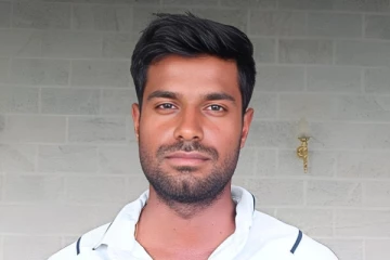 தொடர்ச்சியாக 8 சிக்ஸர் - உலக சாதனை படைத்த ஆகாஷ் குமார்