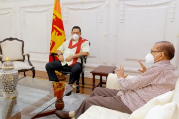 சீரற்ற காலநிலையால் பாதிக்கப்பட்ட மக்களுக்கு உடனடியாக நிவாரணம்! - பிரதமர் மஹிந்த