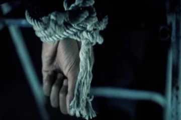 இலங்கையில் பயங்கர சம்பவம்... முகமூடி அணிந்து இளைஞனை கடத்திய கும்பல்!