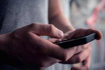 கையடக்க தொலைபேசி பாவனை - சிறுவன் எடுத்த விபரீத முடிவு