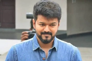 பண்டைய வரலாற்றை மையப்படுத்தி கட்சி கொடி வடிவமைப்பு.., விஜய் நகர்த்தும் காய் வெற்றி பெறுமா?