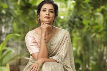 எதிர்நீச்சல் தொடர்கிறது சீரியலில் ஜனனியாக கலக்கும் பார்வதியின் போட்டோஸ்