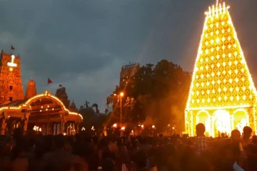 நல்லூர் கந்தசுவாமி ஆலய வருடாந்த மகோற்சவத்தின் சப்பரத்திருவிழா (VIDEO)