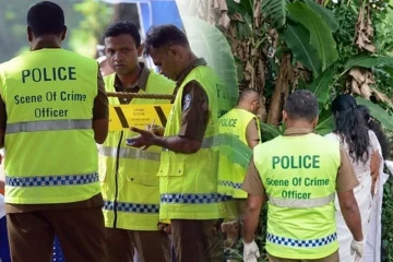 தந்தை மருத்துவமனையில் மரணம் - மர்மமான முறையில் மகள் வீட்டில் உயிரிழப்பு