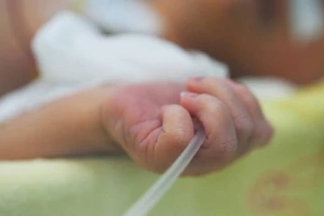 அமெரிக்க, ஐரோப்பிய சிறார்களில் பரவும் மர்ம நோய்: வெளியான பின்னணி