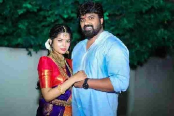 தனது மனைவி கர்ப்பமாக இருக்கும் செய்தியை அழகான புகைப்படத்துடள் அறிவித்த பிரபல சீரியல் நடிகர்... வைரலாகும் போட்டோ