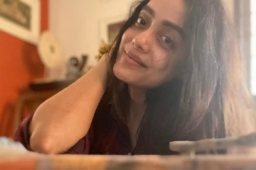 டாட்டூ குத்துற இடமா இது.. அபிராமி வெங்கடாசலத்தின் இரண்டு புது டாட்டூஸ்