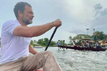 ‘’எதையும் நம்மால் சாதிக்க முடியும்  ‘’  : படகுப் போட்டியில் பங்கேற்ற ராகுல் காந்தி.. வைரலாகும் வீடியோ!