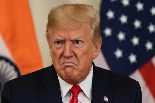 Trump Threatens India with Tariffs Over Russian Oil