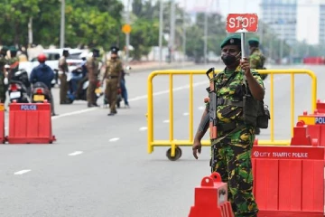 ஊரடங்கு உத்தரவு தொடர்பில் சுகாதார அதிகாரிகள் அரசாங்கத்திடம் விடுத்துள்ள கோரிக்கை