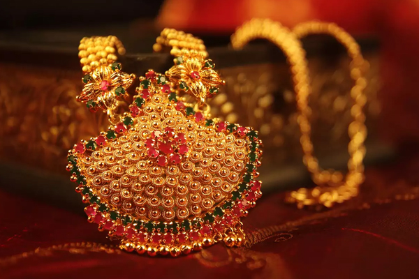 அதிகரித்து வரும் தங்கத்தின் விலை | Rising Gold Prices