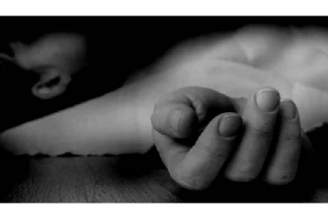 அதிக சத்தத்துடன் பாடல் கேட்ட மகன்.. துடிக்க துடிக்க அடித்து கொலை செய்த தந்தை - பகீர் சம்பவம்!