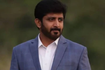 இயக்குனர் மோகன்ராஜா தனது குடும்பத்துடன் எடுத்த அழகிய புகைப்படம்- மகன், மகளை பார்த்துள்ளீர்களா?